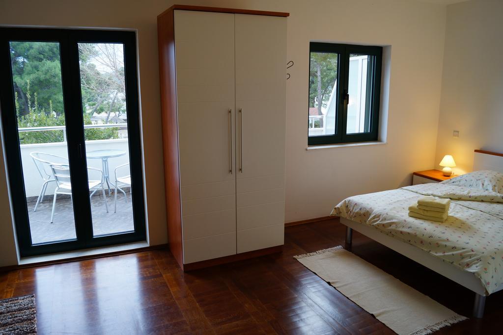 Kleine Hexe B&B Pension Pirovac Pokój zdjęcie