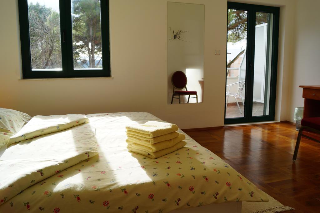 Kleine Hexe B&B Pension Pirovac Pokój zdjęcie