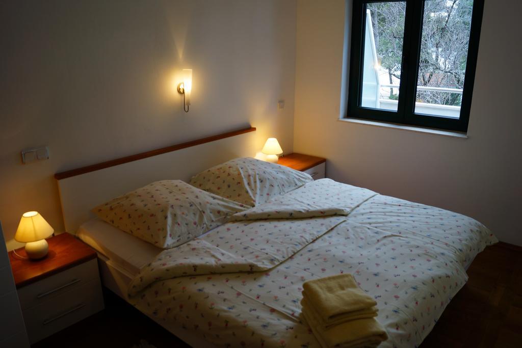 Kleine Hexe B&B Pension Pirovac Pokój zdjęcie